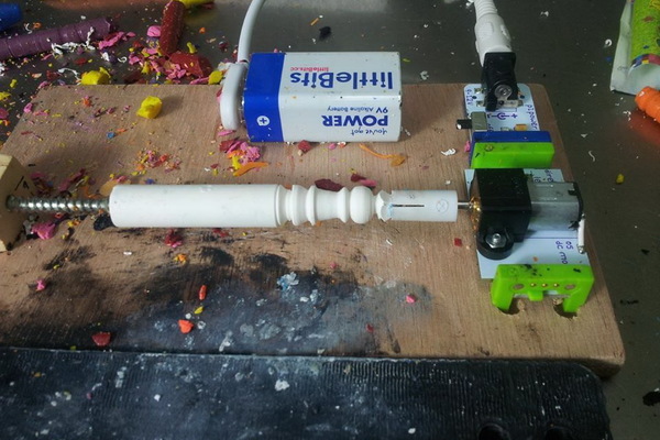 Large filled f9s1e7zhqp01hr9.large